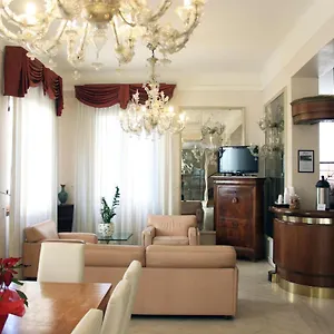 מלון C-hotels De Rose Palace, פירנצה
